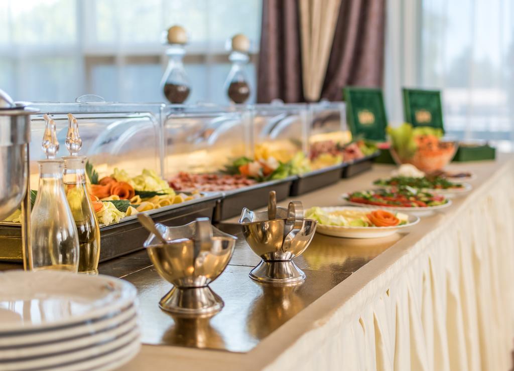 Interferie Cechsztyn Hotel Устроне Морске Екстериор снимка