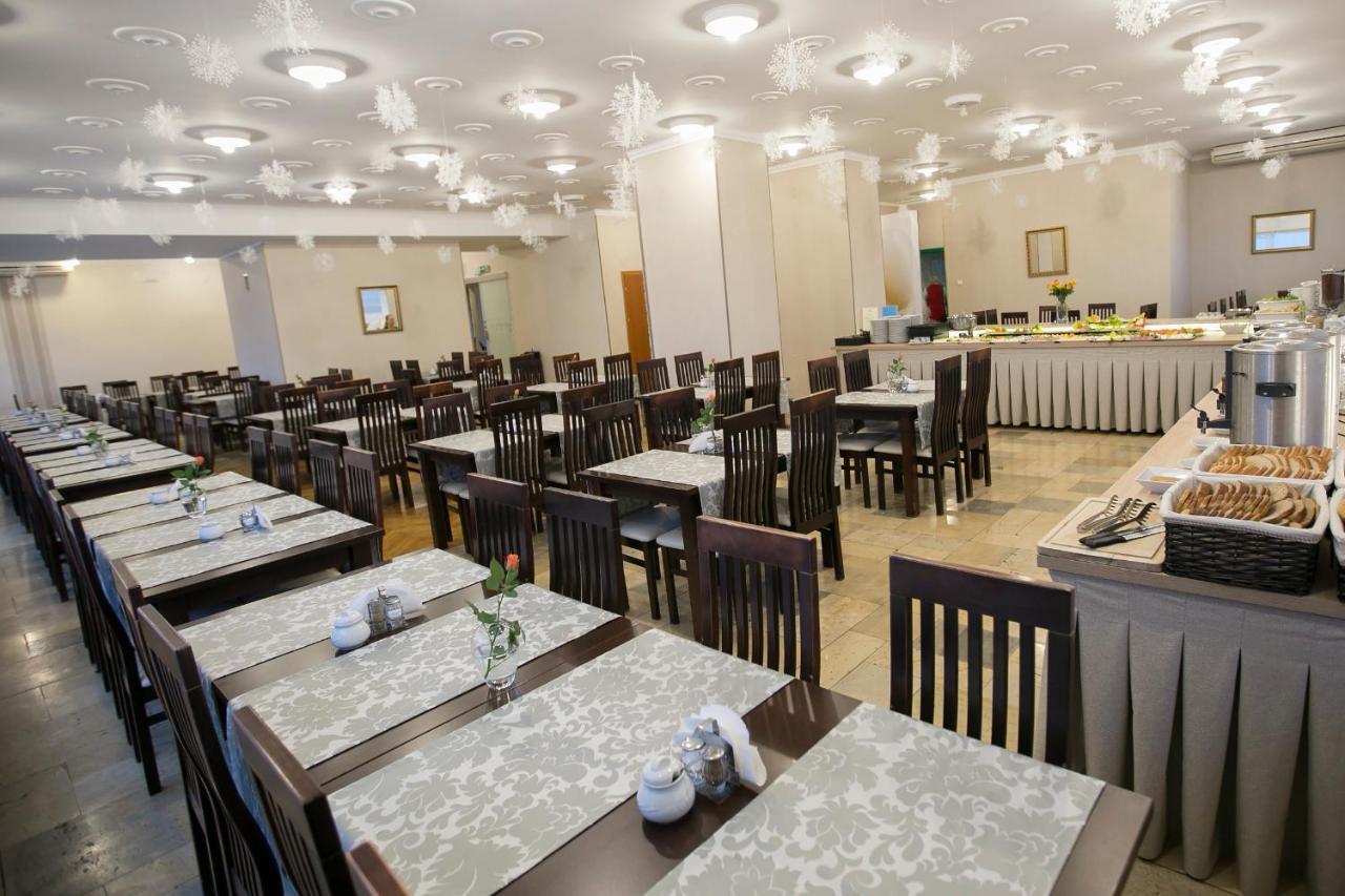 Interferie Cechsztyn Hotel Устроне Морске Екстериор снимка